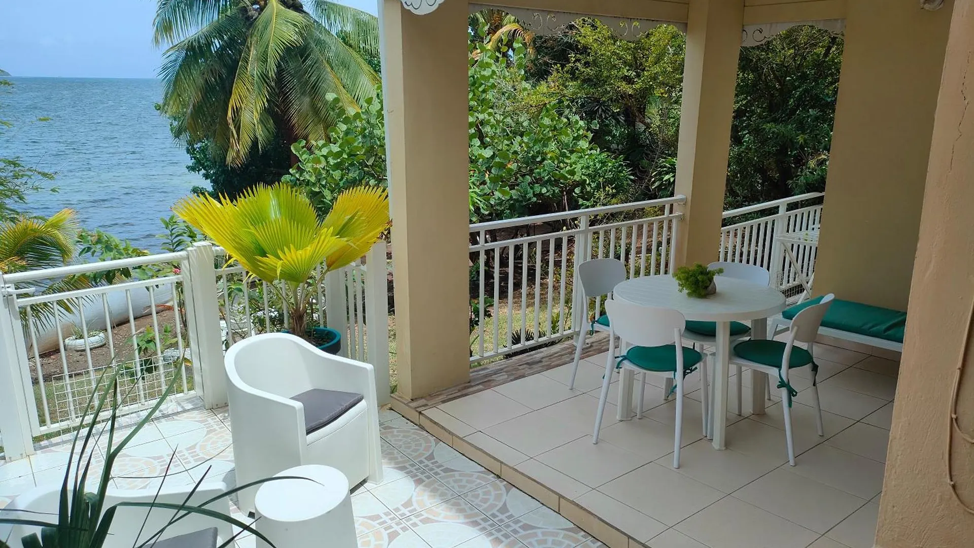 Appartement Bromelias à Le Robert