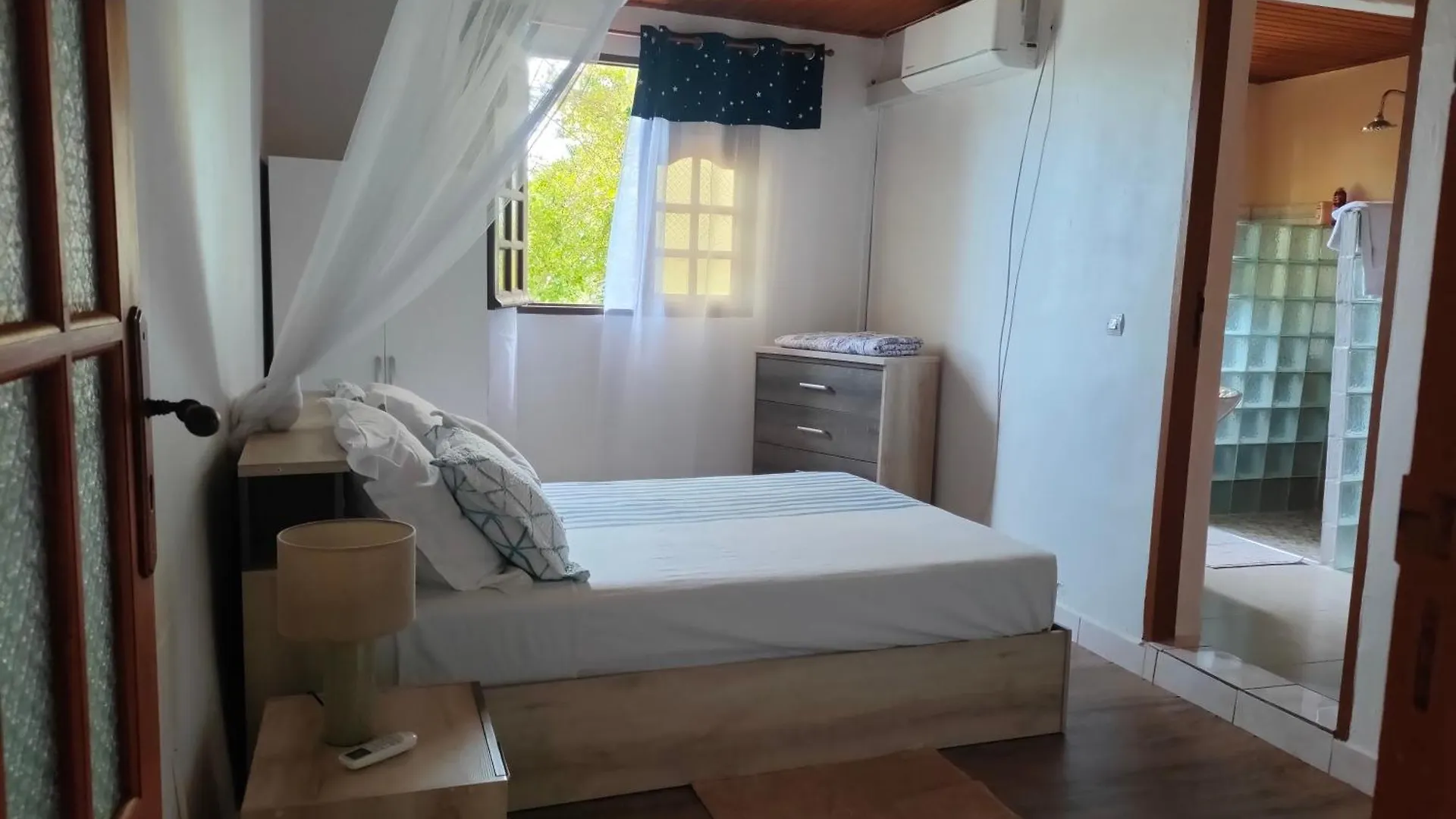 Appartement Bromelias à Le Robert 0*,  Martinique